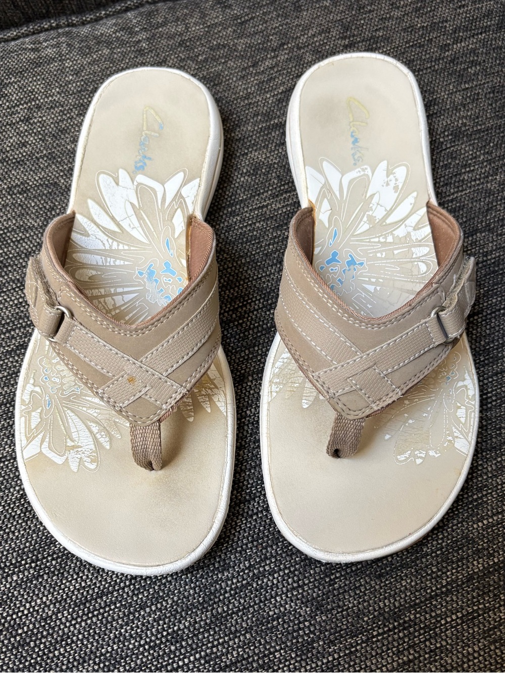 Pre-owned Clark’s Cloudsteppers Sandals Size 8 - Picture 2 of 7